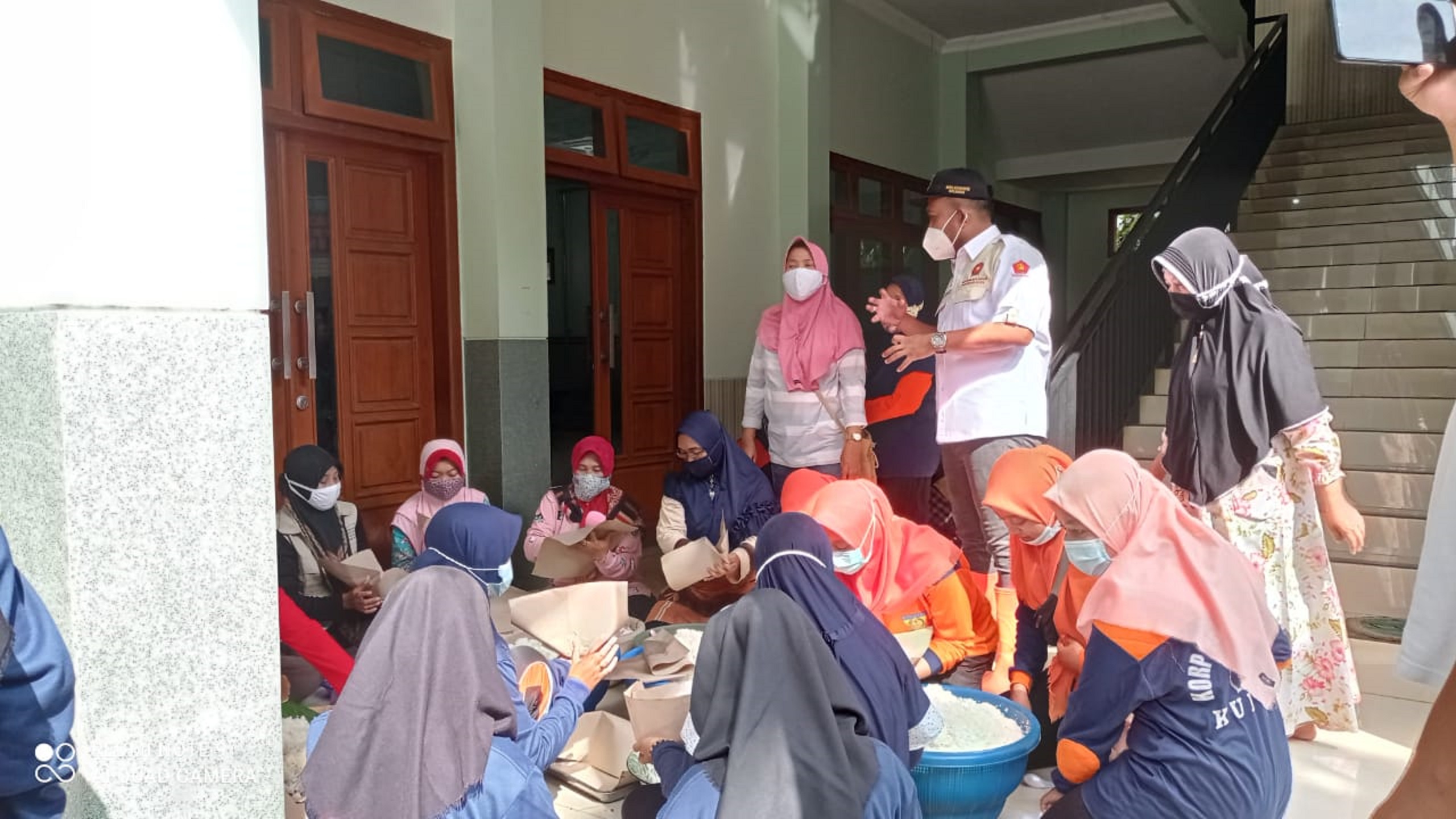 Bantuan Sembako untuk Warga Korban Banjir Kudus