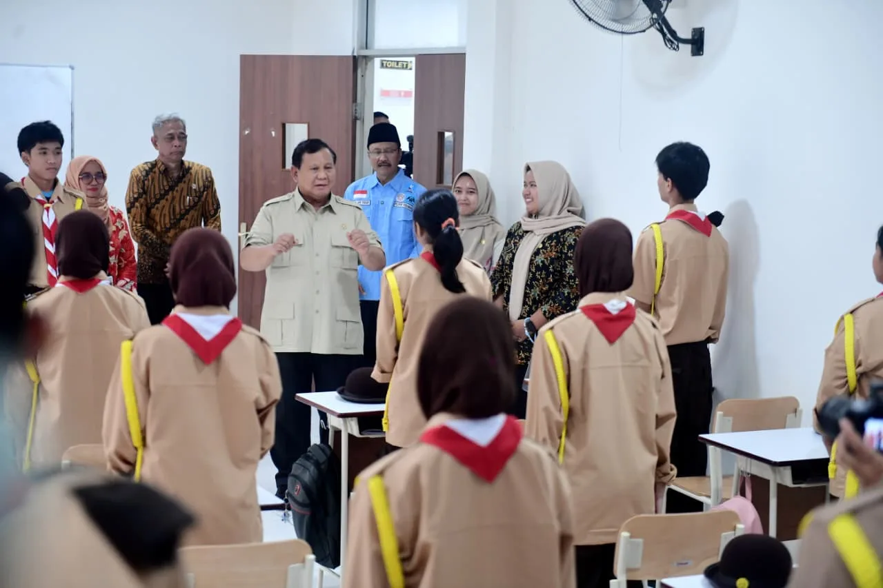 SEKOLAH RAKYAT: 265 SEKOLAH BERDIRI, 45 RIBU ANAK KEMBALI PUNYA HARAPAN